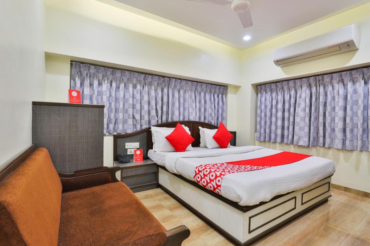Oyo 17117 Hotel Rainbow Vadodara Kültér fotó
