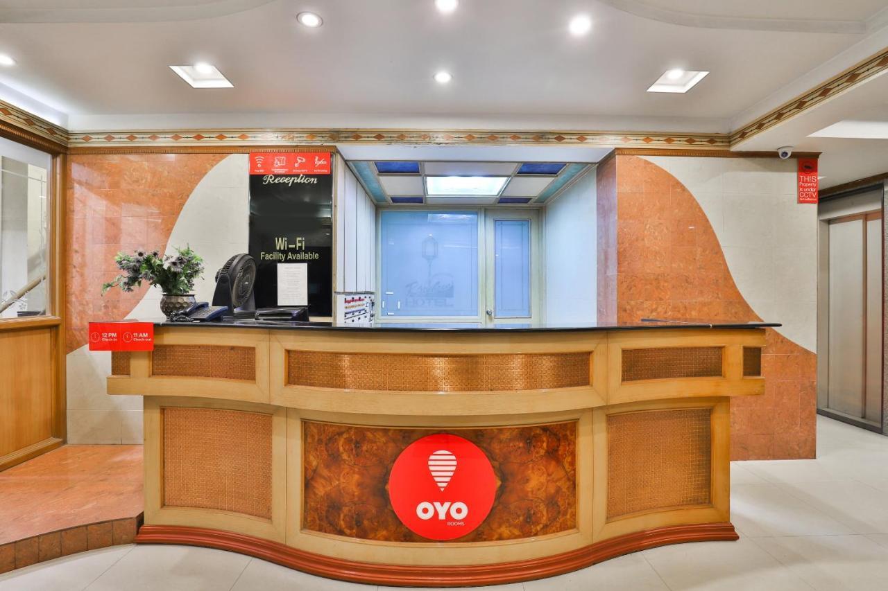 Oyo 17117 Hotel Rainbow Vadodara Kültér fotó